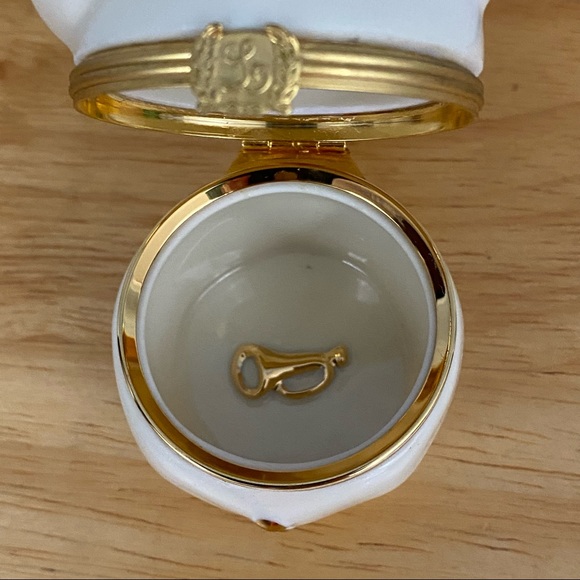 Vintage Lenox Treasures Heralding the Season Box Porcelain Hinged Trinket box - Picture 6 of 8